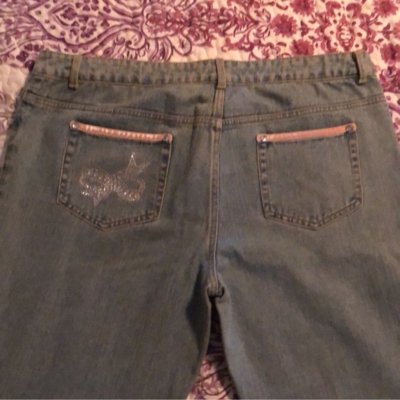 Dana Buchman Rhinestone Bow Blue Jeans - Picture 11 of 11
